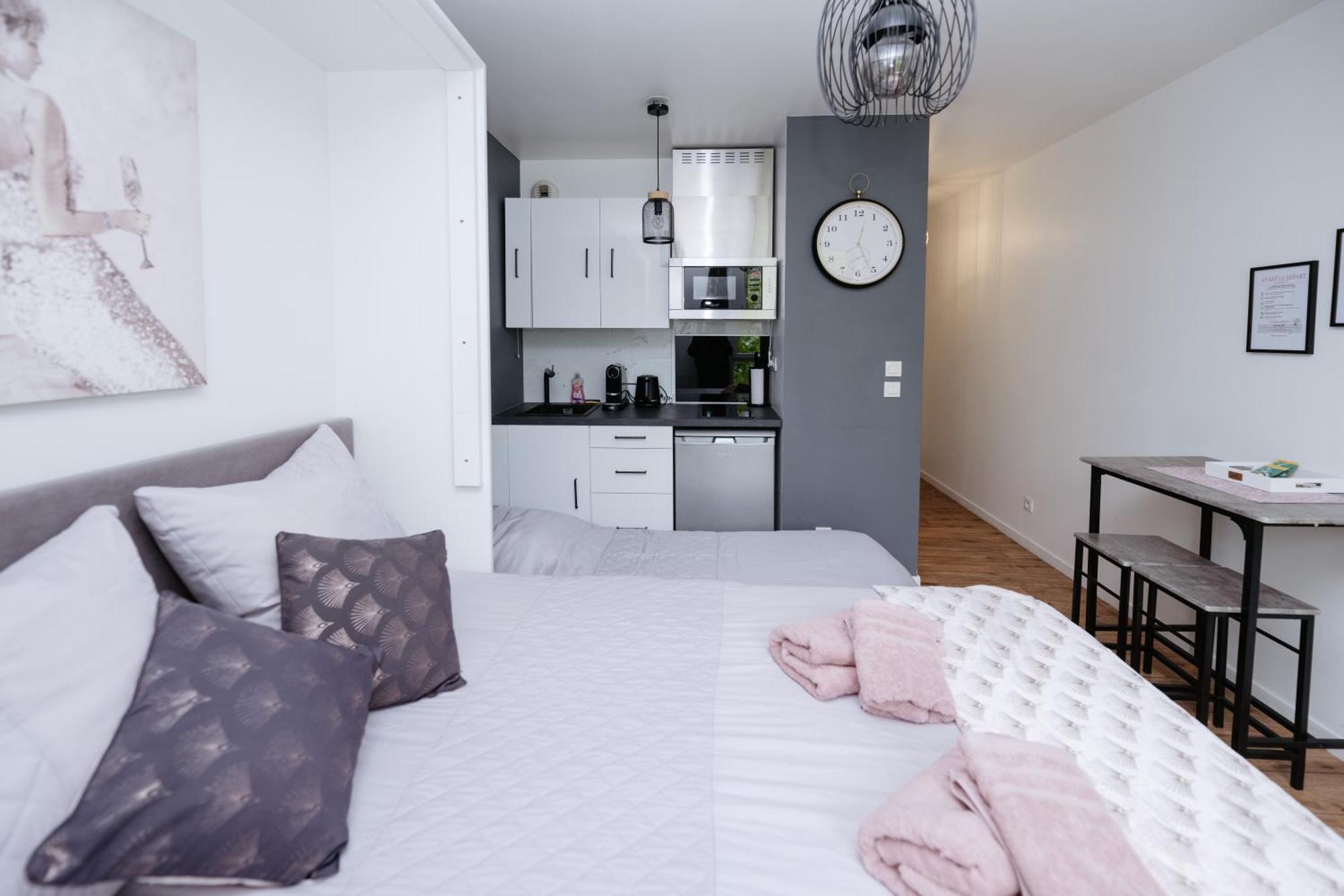 Neuvaroom Montévrain Extérieur photo